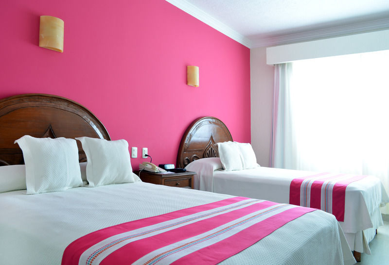 Hotel Margaritas Cancún Exteriör bild