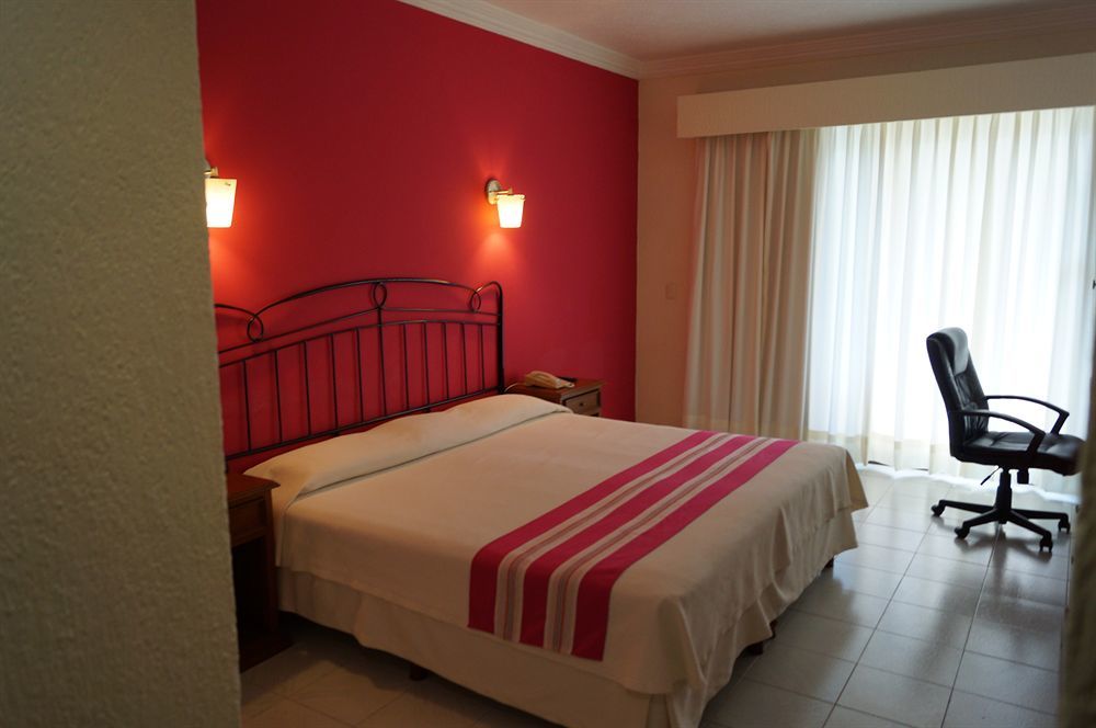 Hotel Margaritas Cancún Exteriör bild