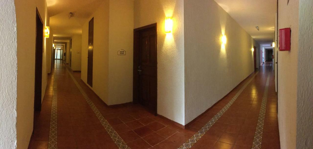 Hotel Margaritas Cancún Exteriör bild